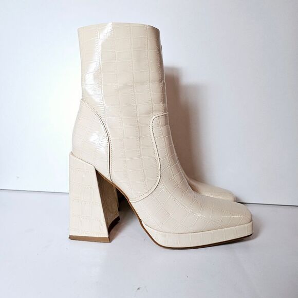 Princess Polly Square Toe Eastern Boot Beige Faux Croc Size 6 - Picture 4 of 8